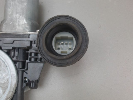 MECANISME LEVE-GLACE AVANT GAUCHE SUZUKI SWIFT