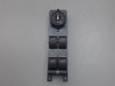 COMMANDE LEVE-GLACE PORTE AVG FORD T.CONNECT