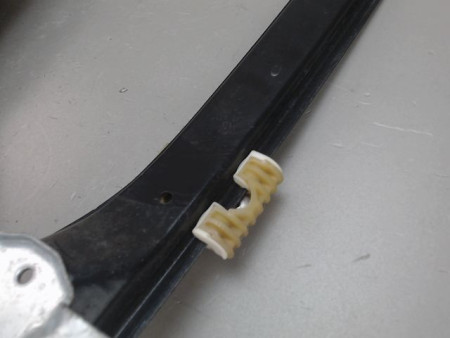 MECANISME LEVE-GLACE AVANT DROIT VOLKSWAGEN GOLF