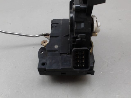 SYSTEME CONDAMNATION AVANT DROIT FORD FOCUS
