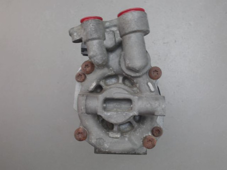 COMPRESSEUR AIR CONDITIONNE NISSAN MICRA