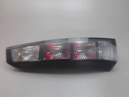 FEU ARRIERE GAUCHE  OPEL MERIVA
