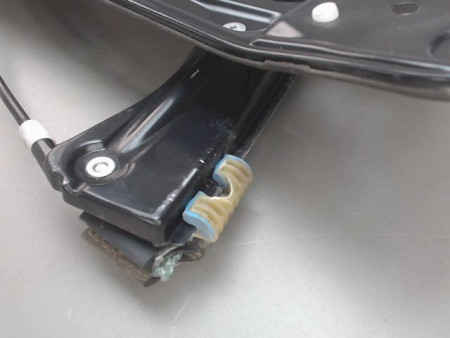 MECANISME LEVE-GLACE AVANT GAUCHE VOLKSWAGEN PASSAT