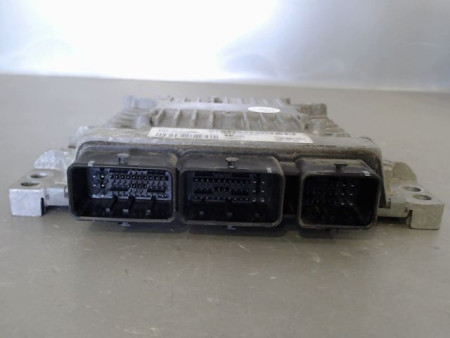CALCULATEUR MOTEUR FORD FIESTA