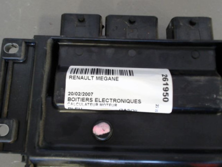 CALCULATEUR MOTEUR RENAULT MEGANE