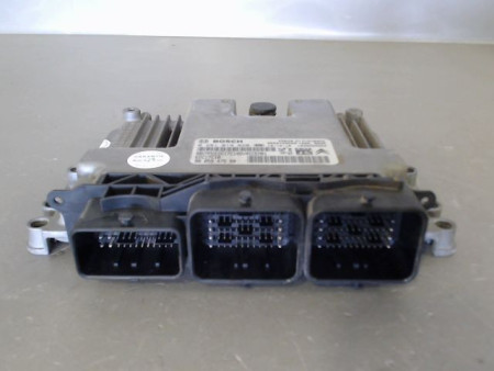 CALCULATEUR MOTEUR PEUGEOT 208