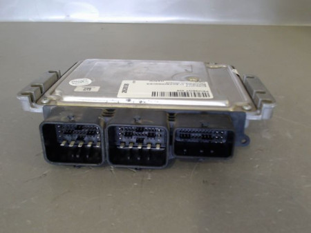 CALCULATEUR MOTEUR PEUGEOT 208