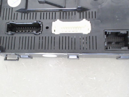 BOITIER GESTION HABITACLE RENAULT CLIO