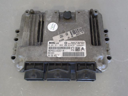 CALCULATEUR MOTEUR PEUGEOT 206