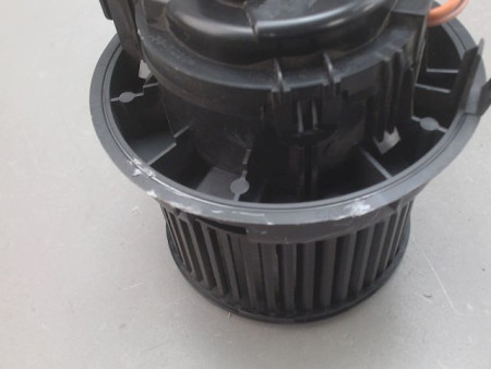 MOTEUR VENTILATEUR CHAUFFAGE PEUGEOT 108