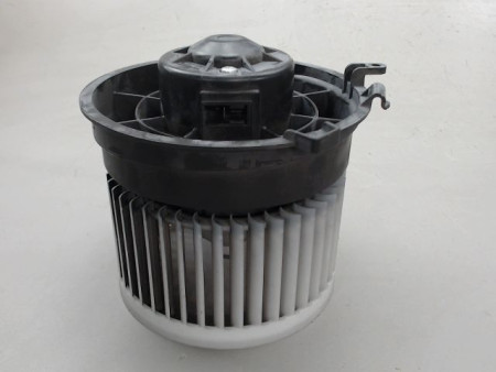 MOTEUR VENTILATEUR CHAUFFAGE NISSAN QASHQAI