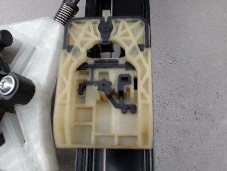 MECANISME LEVE-GLACE AVANT GAUCHE VOLKSWAGEN POLO