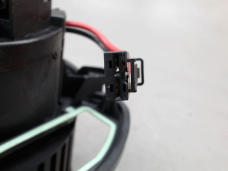 MOTEUR VENTILATEUR CHAUFFAGE RENAULT MEGANE