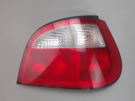 FEU ARRIERE DROIT RENAULT MEGANE