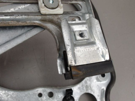 MECANISME LEVE-GLACE AVANT GAUCHE FORD FOCUS