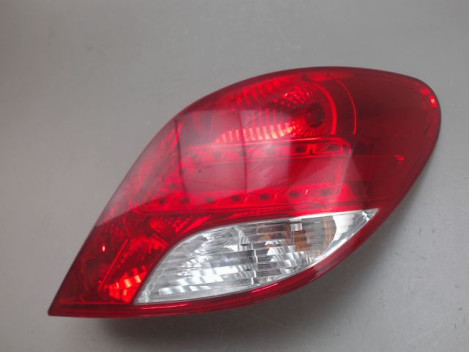 FEU ARRIERE DROIT PEUGEOT 207