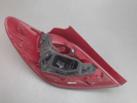 FEU ARRIERE DROIT PEUGEOT 207