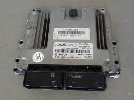 CALCULATEUR MOTEUR FORD C-MAX