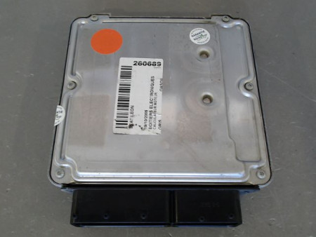 CALCULATEUR MOTEUR SEAT LEON