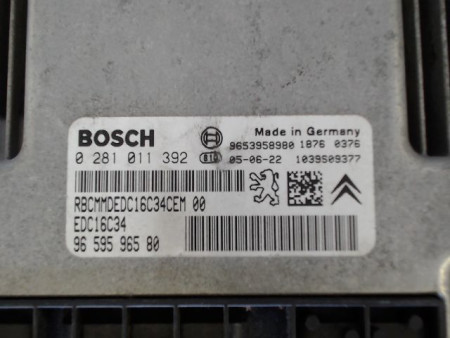 CALCULATEUR MOTEUR CITROEN XSARA