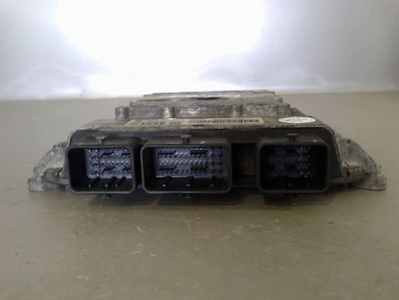 CALCULATEUR MOTEUR CITROEN XSARA