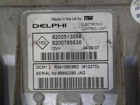 CALCULATEUR MOTEUR DACIA LOGAN