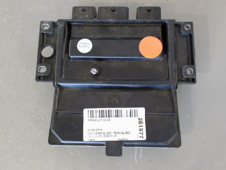 CALCULATEUR MOTEUR RENAULT CLIO