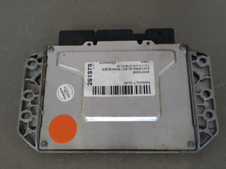 CALCULATEUR MOTEUR RENAULT CLIO