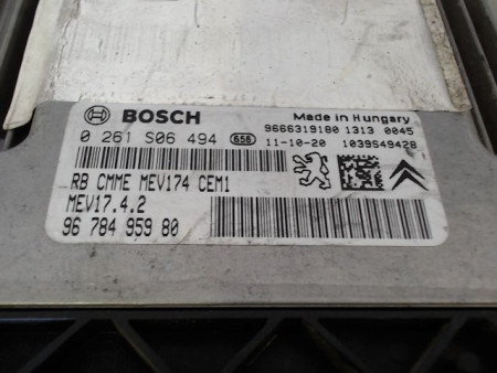 CALCULATEUR MOTEUR PEUGEOT 208
