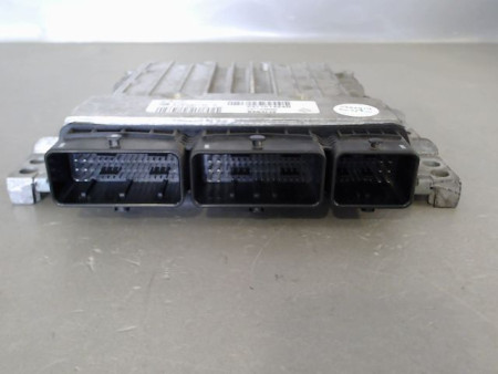CALCULATEUR MOTEUR RENAULT MEGANE