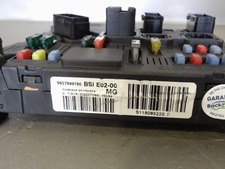 BOITIER GESTION HABITACLE PEUGEOT 206