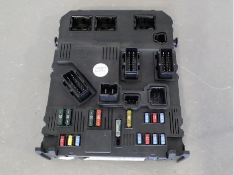 BOITIER GESTION HABITACLE PEUGEOT 206