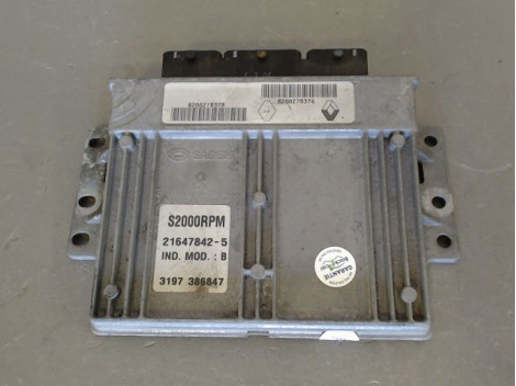CALCULATEUR MOTEUR RENAULT LAGUNA