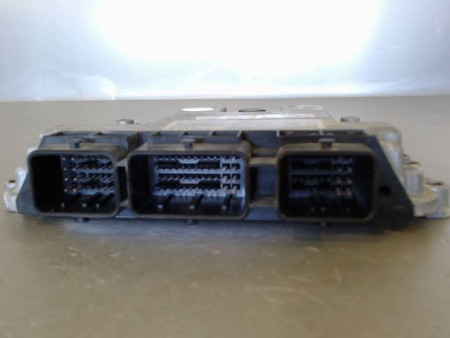 CALCULATEUR MOTEUR PEUGEOT 206