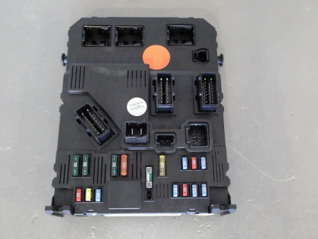 BOITIER GESTION HABITACLE PEUGEOT 206