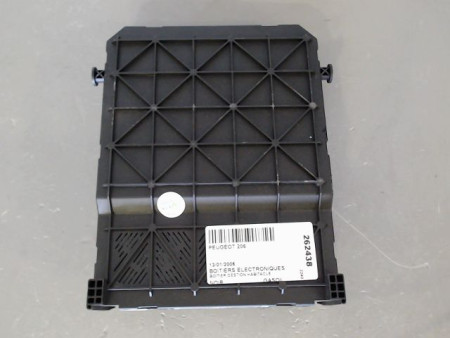 BOITIER GESTION HABITACLE PEUGEOT 206