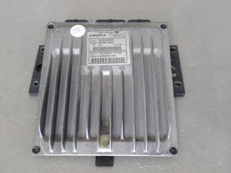 CALCULATEUR MOTEUR RENAULT CLIO