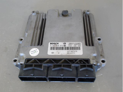 CALCULATEUR MOTEUR RENAULT CLIO