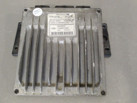CALCULATEUR MOTEUR RENAULT CLIO