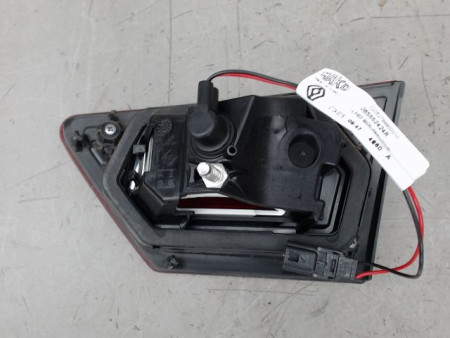FEU ARRIERE INTERIEUR GAUCHE RENAULT CLIO