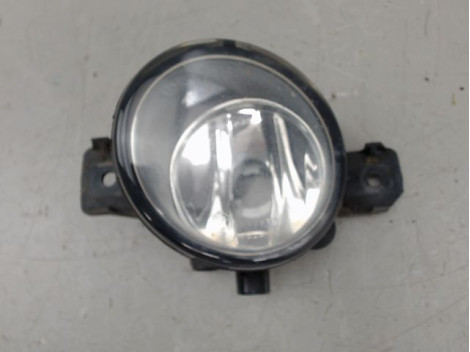 PHARE ANTIBROUILLARD AVANT GAUCHE NISSAN QASHQAI