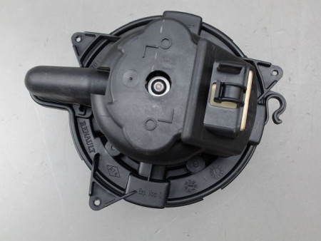 MOTEUR VENTILATEUR CHAUFFAGE DACIA DOKKER
