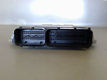 CALCULATEUR MOTEUR VOLKSWAGEN GOLF