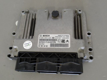 CALCULATEUR MOTEUR PEUGEOT 208