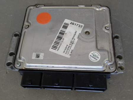 CALCULATEUR MOTEUR RENAULT CLIO