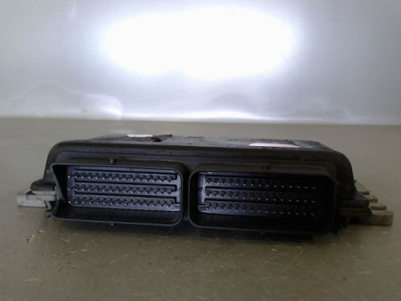 CALCULATEUR MOTEUR RENAULT MEGANE