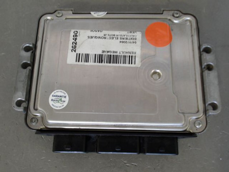 CALCULATEUR MOTEUR RENAULT MEGANE