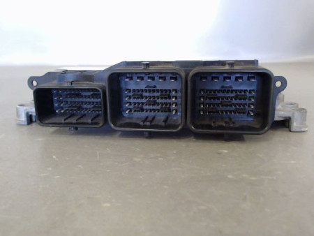 CALCULATEUR MOTEUR PEUGEOT 207