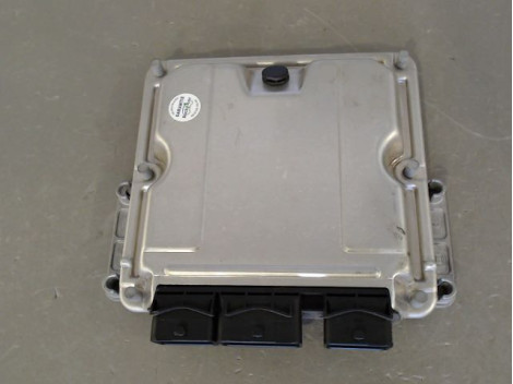 CALCULATEUR MOTEUR PEUGEOT 406