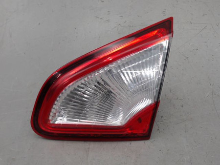 FEU ARRIERE INTERIEUR DROIT NISSAN QASHQAI
